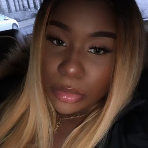 Meet your Posher, Erica